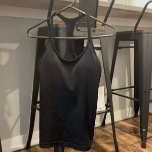 NWOT Athleta Renew Support Top